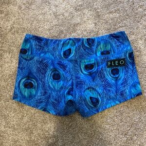 Fleo Peacock Feather Patterned Shorts